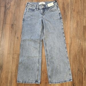 Hollister Women's Jeans - Size 00 Short - Light Wash